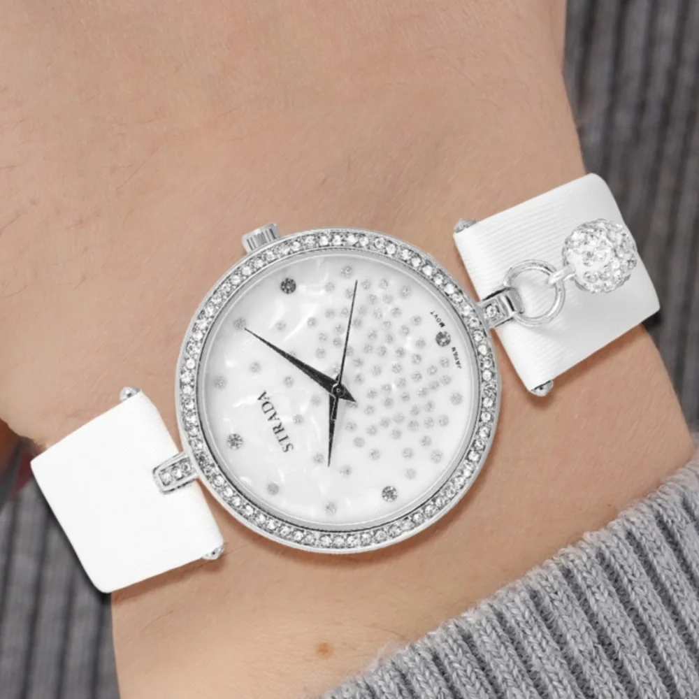 Watch with White Dial in Silvertone